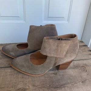 Corso Como - Bonsai suede Bootie in taupe